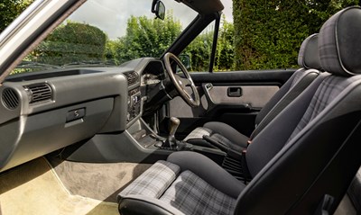 Lot 1990 BMW E30 325i Cabriolet