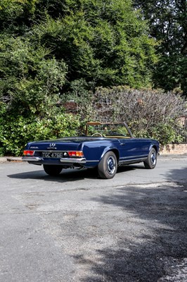 Lot 1966 Mercedes-Benz 230 SL Pagoda