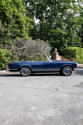 Lot 1966 Mercedes-Benz 230 SL Pagoda