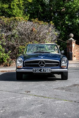 Lot 1966 Mercedes-Benz 230 SL Pagoda