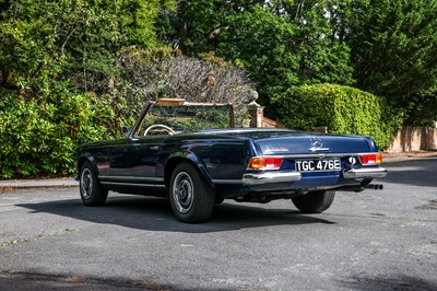 Lot 1966 Mercedes-Benz 230 SL Pagoda