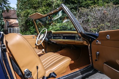 Lot 1966 Mercedes-Benz 230 SL Pagoda