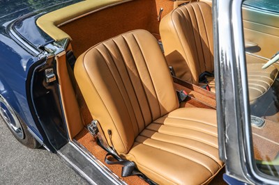 Lot 1966 Mercedes-Benz 230 SL Pagoda
