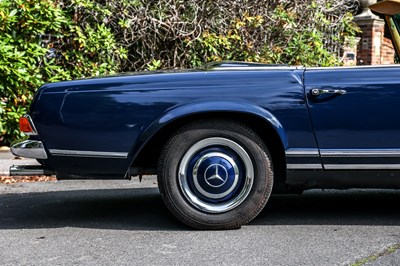 Lot 1966 Mercedes-Benz 230 SL Pagoda
