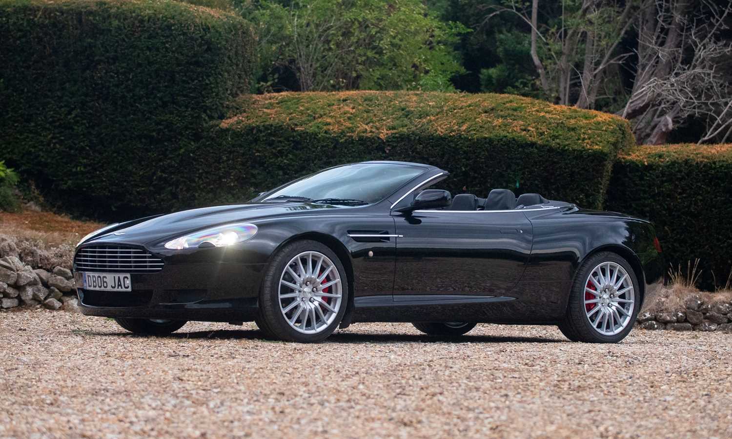 Lot 2006 Aston Martin DB9 Volante