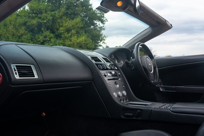 Lot 2006 Aston Martin DB9 Volante