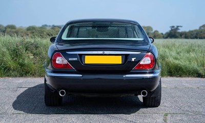 Lot 2004 Jaguar XJ Super V8