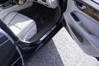 Lot 132 - 2004 Jaguar XJ Super V8