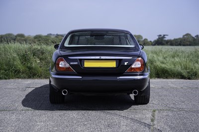 Lot 132 - 2004 Jaguar XJ Super V8