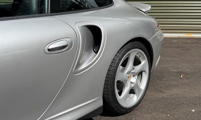 Lot 2001 Porsche 911/996 Turbo (Manual)