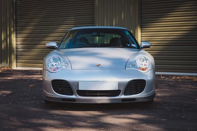 Lot 230 - 2001 Porsche 911/996 Turbo (Manual)