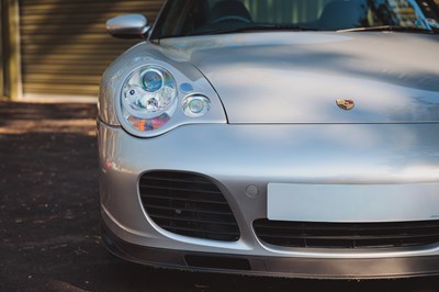Lot 230 - 2001 Porsche 911/996 Turbo (Manual)