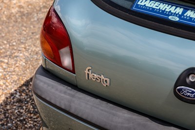 Lot 2000 Ford Fiesta Zetec (Mk. 4)