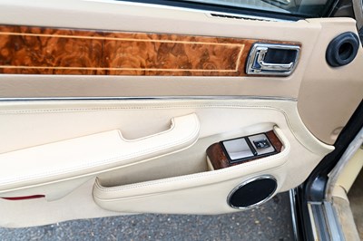 Lot 1990 Daimler XJ40 by Lynx (4 litre)