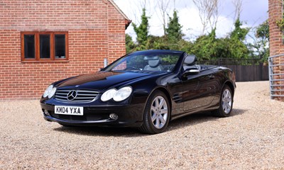 Lot 2004 Mercedes-Benz SL350 Convertible