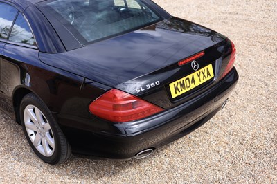 Lot 2004 Mercedes-Benz SL350 Convertible