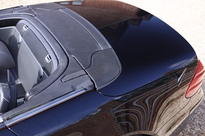 Lot 2004 Mercedes-Benz SL350 Convertible