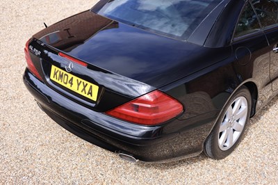 Lot 2004 Mercedes-Benz SL350 Convertible