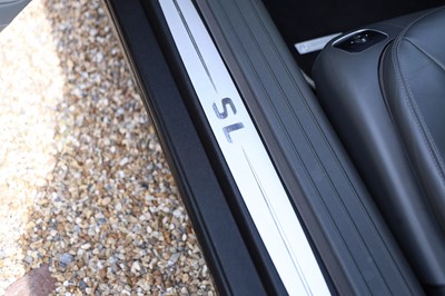 Lot 2004 Mercedes-Benz SL350 Convertible