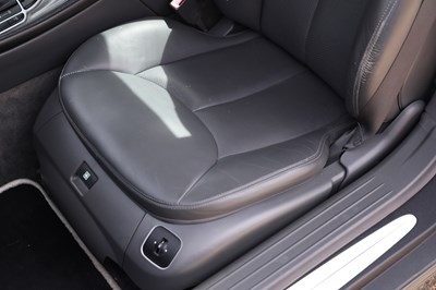 Lot 2004 Mercedes-Benz SL350 Convertible