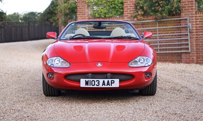 Lot 2000 Jaguar XKR Convertible