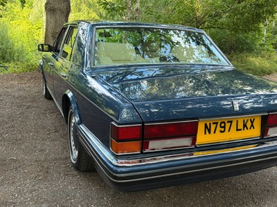 Lot 1996 Rolls-Royce Silver Spirit III