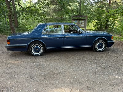 Lot 1996 Rolls-Royce Silver Spirit III