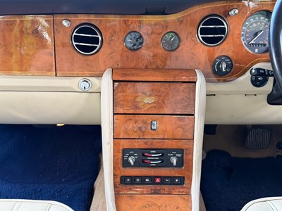 Lot 1996 Rolls-Royce Silver Spirit III