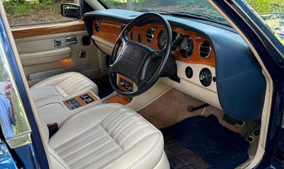 Lot 1996 Rolls-Royce Silver Spirit III