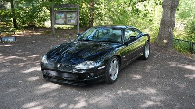 Lot 125 - 1998 Jaguar XKR Paramount Performance Donington