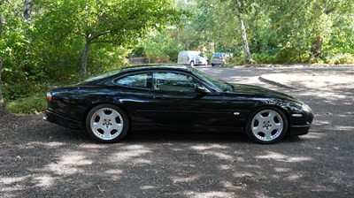 Lot 125 - 1998 Jaguar XKR Paramount Performance Donington