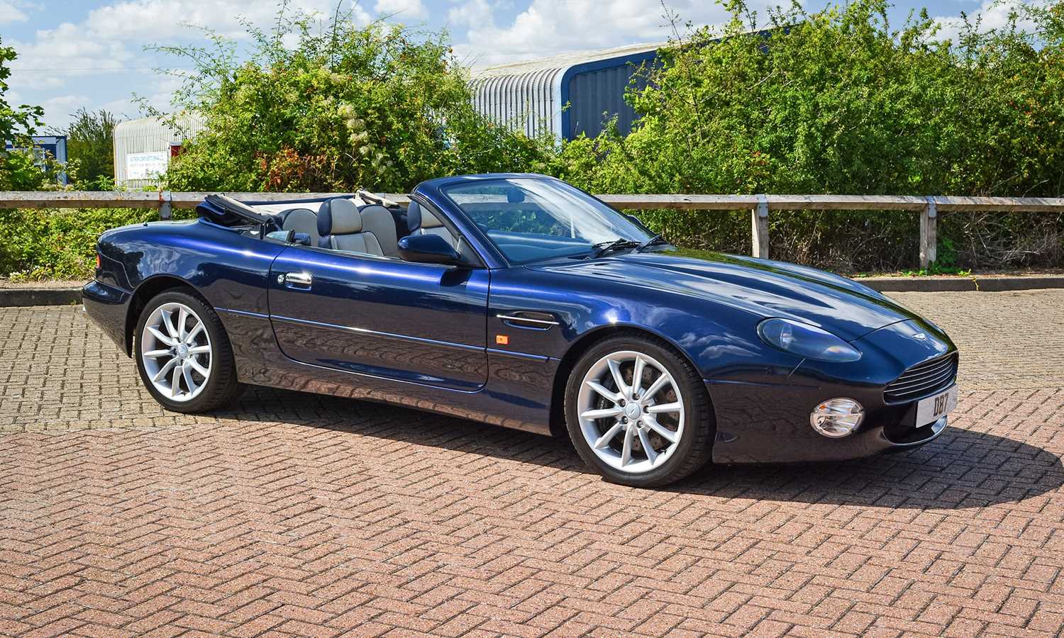 2001 Aston Martin DB7 Vantage Vol...