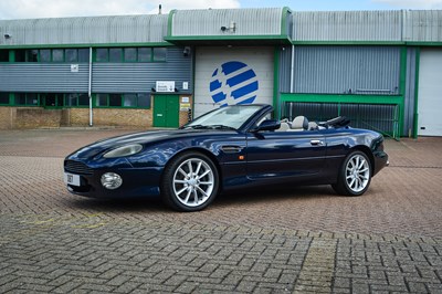 Lot 2001 Aston Martin DB7 Vantage Volante