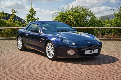 Lot 2001 Aston Martin DB7 Vantage Volante