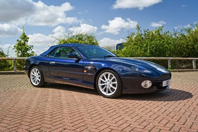 Lot 2001 Aston Martin DB7 Vantage Volante