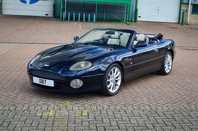 Lot 2001 Aston Martin DB7 Vantage Volante