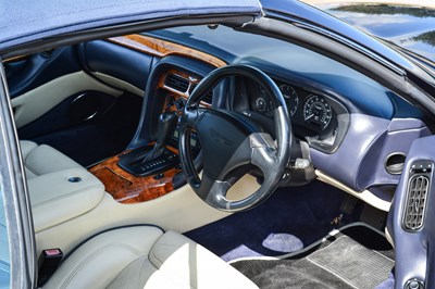 Lot 2001 Aston Martin DB7 Vantage Volante