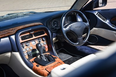 Lot 2001 Aston Martin DB7 Vantage Volante