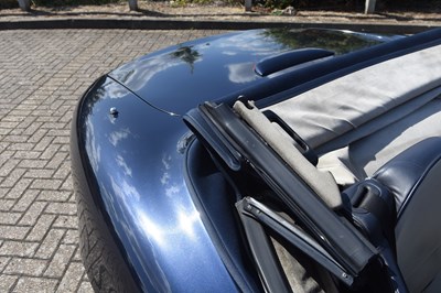 Lot 2001 Aston Martin DB7 Vantage Volante