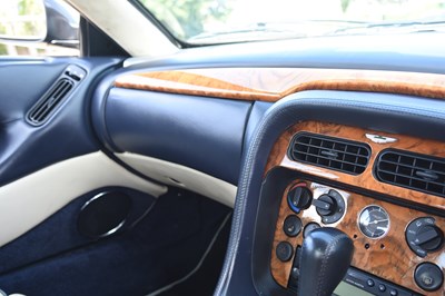 Lot 2001 Aston Martin DB7 Vantage Volante