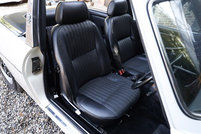 Lot 1973 Triumph Stag
