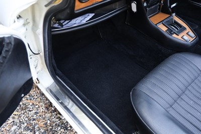 Lot 1973 Triumph Stag
