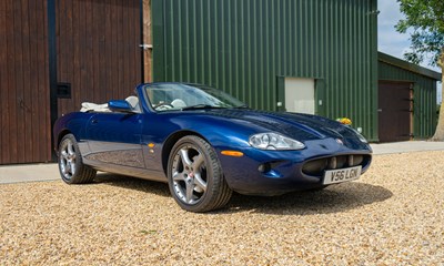 Lot 2000 Jaguar XKR Convertible