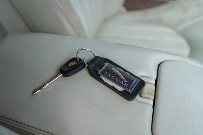 Lot 2000 Jaguar XKR Convertible
