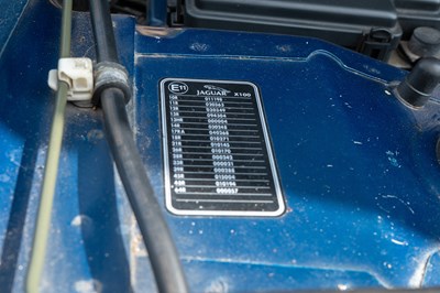 Lot 2000 Jaguar XKR Convertible