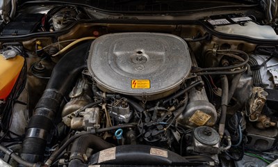 Lot 1984 Mercedes-Benz 500 SEL