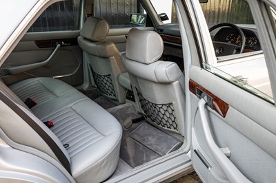 Lot 1984 Mercedes-Benz 500 SEL