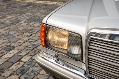 Lot 1984 Mercedes-Benz 500 SEL
