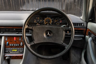 Lot 1984 Mercedes-Benz 500 SEL