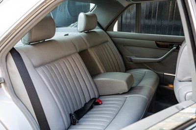 Lot 1984 Mercedes-Benz 500 SEL